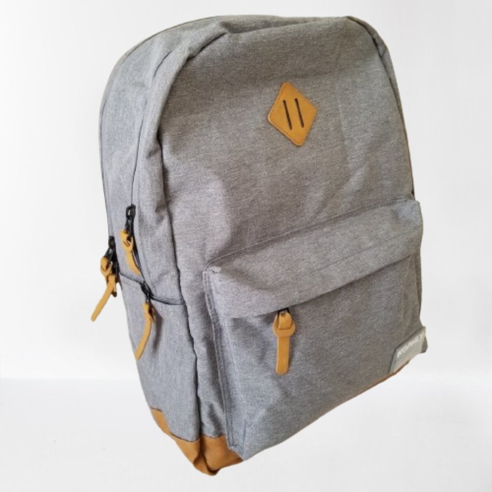 NEW! Lightweight Backpack w/Divider/USB/Luggage Strap/Anti-Theft